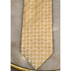 Brooks Brothers 346 Mens Silk Paisley Tie Gold Blue Champagne Classic Necktie